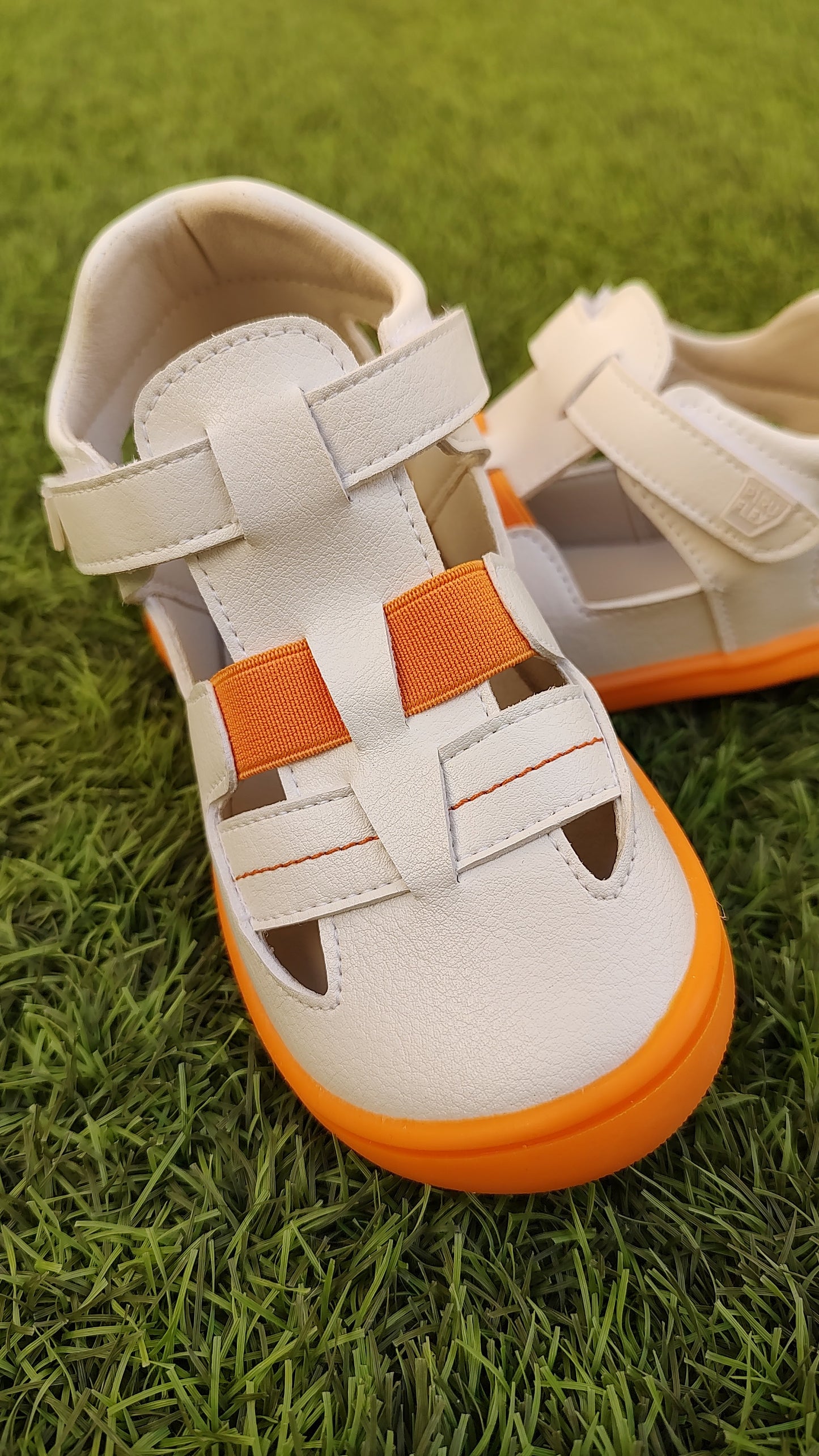 SANDALIAS BAREFOOT MICRO BLANCO BLOQUE PIRUFLEX NARANJA