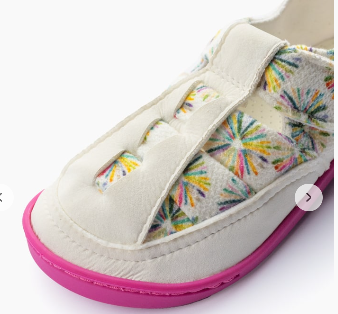 Babylobitos sandalias respetuosas modelo Romanas 2.0 - POMPONS