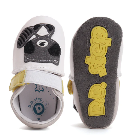 DD Step mocs respetuosos primeros pasos / zapatillas casa / guarderia modelo K1596-51788 blanco y amarillo