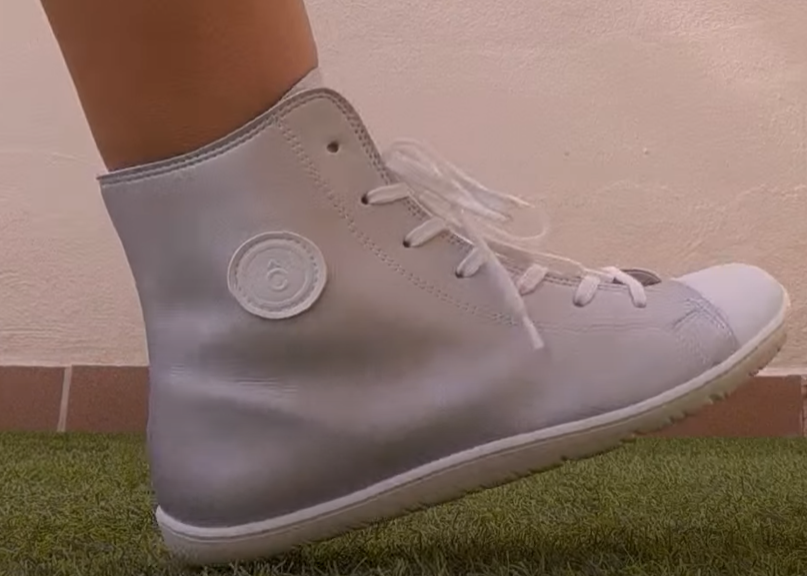 Adult friendly booties Silver Coqueflex vegan