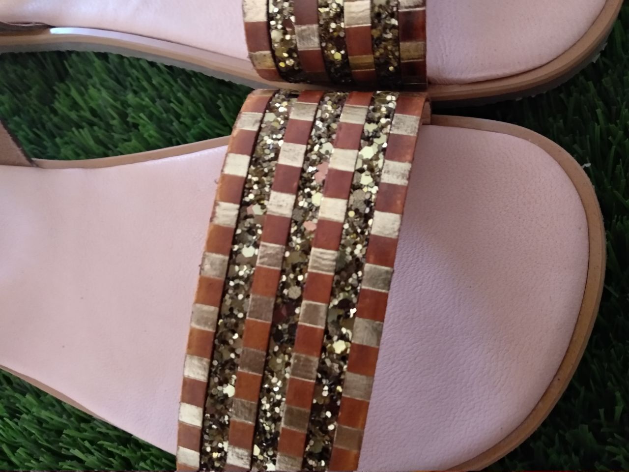 Sandalias Respetuosas Flexi Nens oro