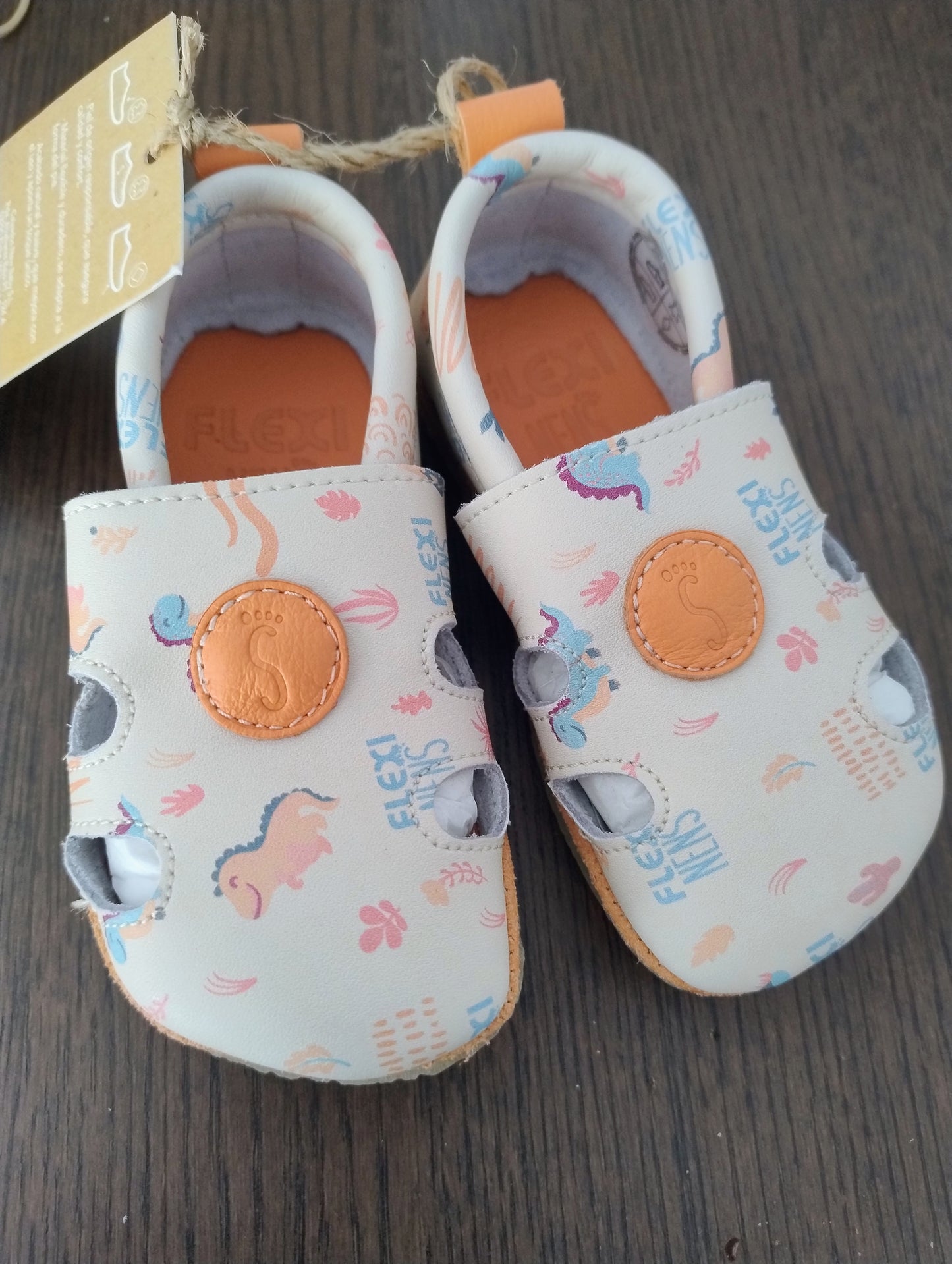 Flexinens sandalias respetuosas primeros pasos y marcha debutante en piel dinosaurios