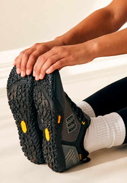 Colaboración Mustang x Vibram: Rendimiento y Movimiento Natural