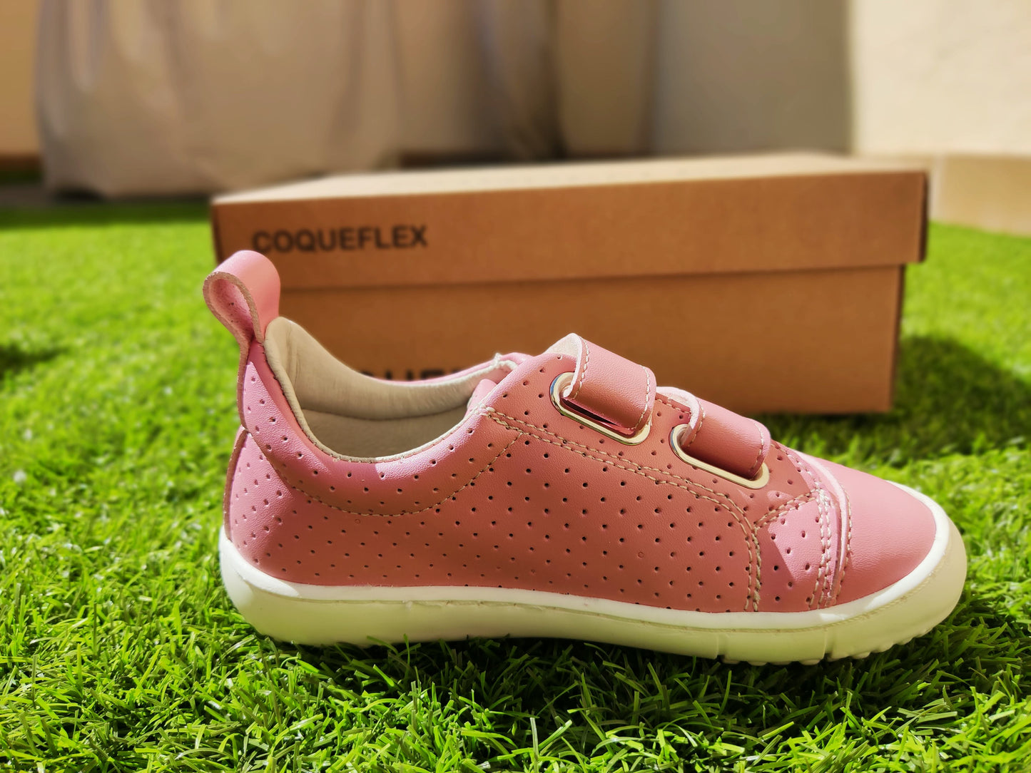 Coqueflex Respectful Pink Microfiber Sneakers