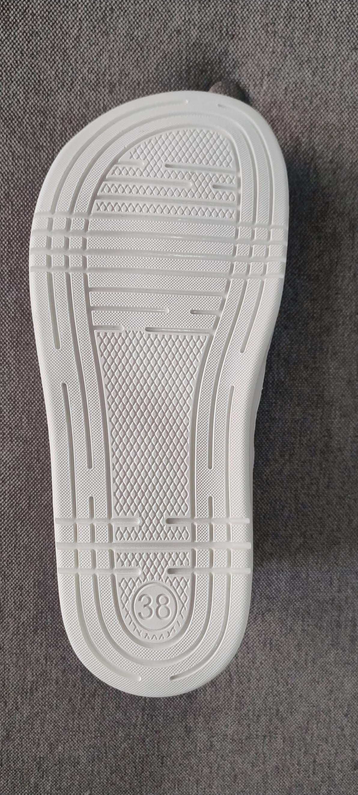 Coqueflex deportiva respetuosa ancha 4385 Electra blanco horma ancha XL