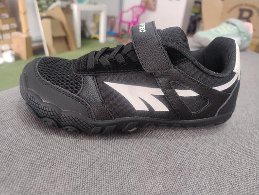Zapatillas Barefoot Infantil Hi-Tec Court – Ligereza y libertad para cada paso - negras