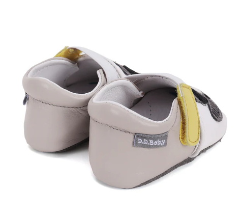 DD Step mocs respetuosos primeros pasos / zapatillas casa / guarderia modelo K1596-51788  blanco y amarillo