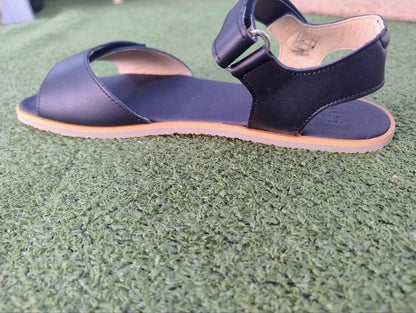 Sandalias barefoot respetuosas Flexi Nens 70144-LI negro