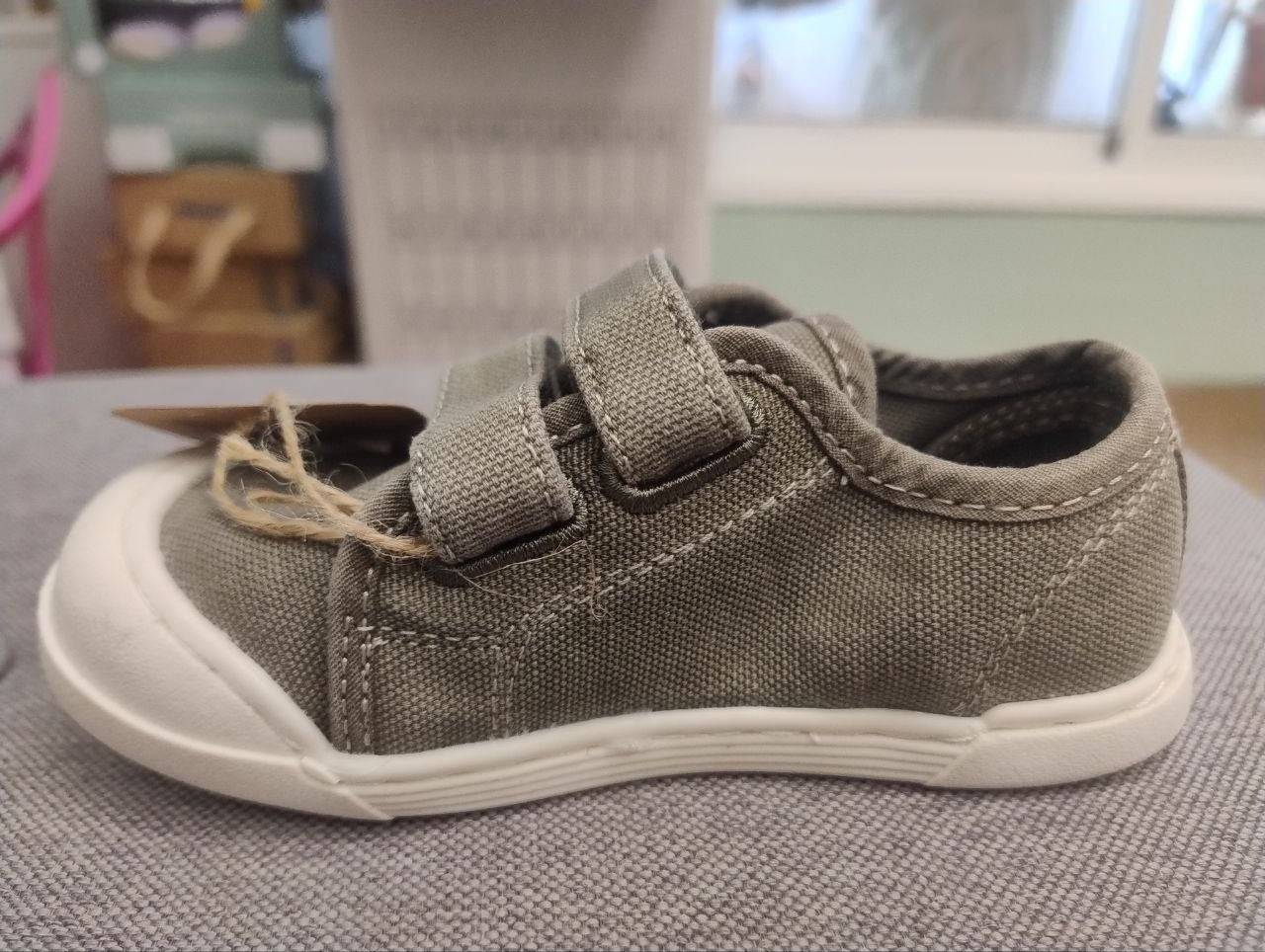 Lona Tenis respetuosas barefoot Batilas kaki XW07/007