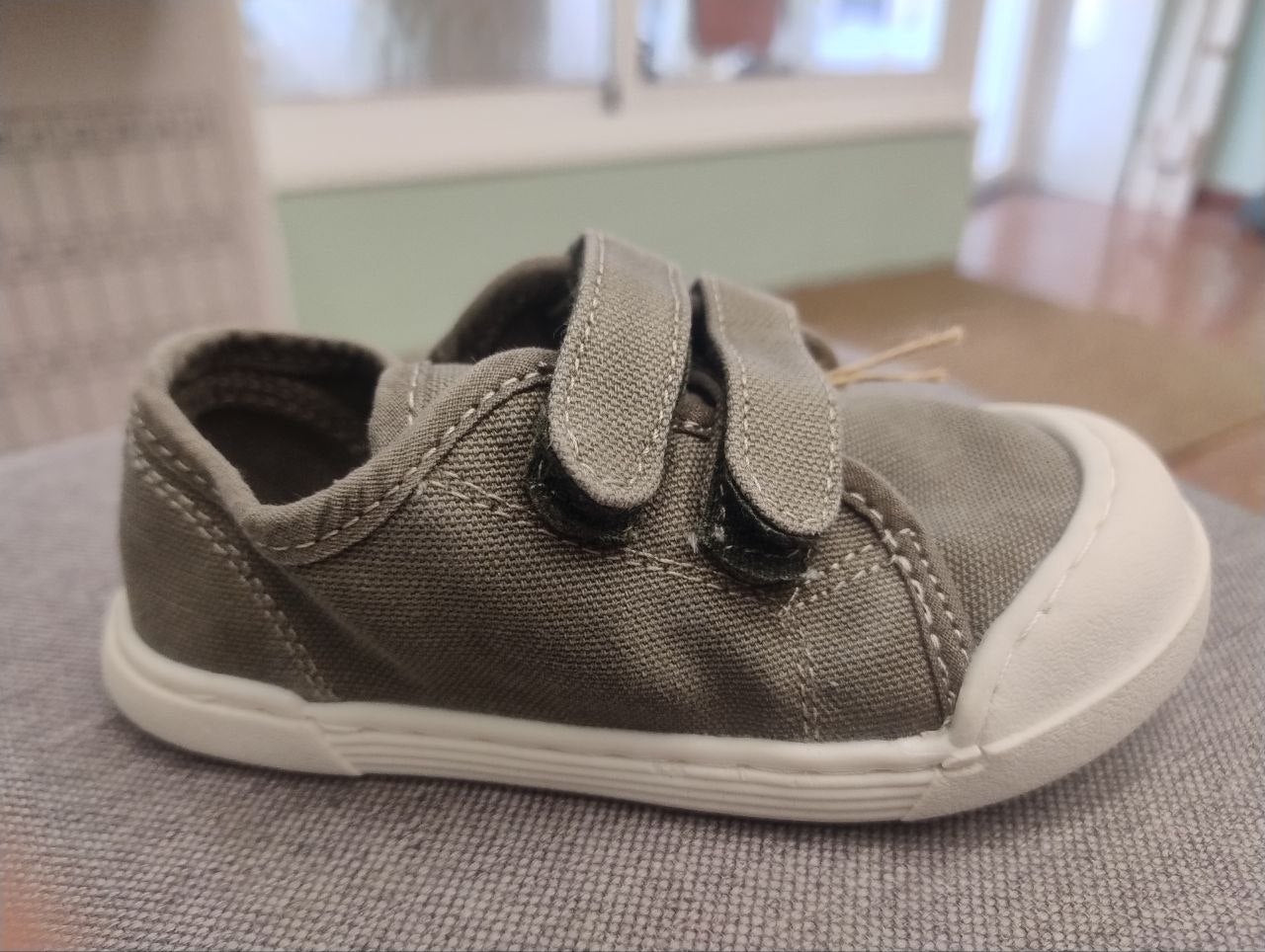 Lona Tenis respetuosas barefoot Batilas kaki XW07/007