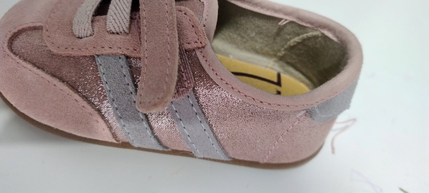 (Copia) Batilas deportivas respetuosas rosa y brillo piel
