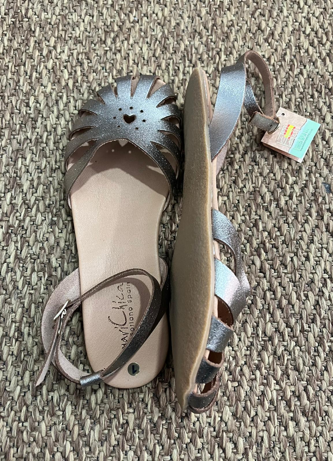 Marichica by Soriano sandalias barefoot de Piel Hecha a Mano en España  Modelo BA2211 Cava