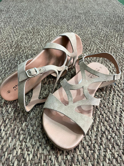 Marichica by Soriano sandalias barefoot de Piel Hecha a Mano en España  Modelo BA2209 serr. Mushroo